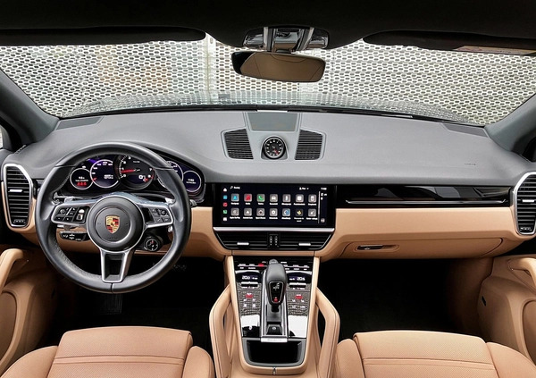 Porsche Cayenne cena 379000 przebieg: 42025, rok produkcji 2021 z Sokołów Małopolski małe 781